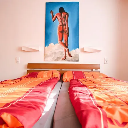 Mestsky Byt - City Flat & 24H Self Check-In & 62M2 & Free Parking Banská Bystrica Exterior photo