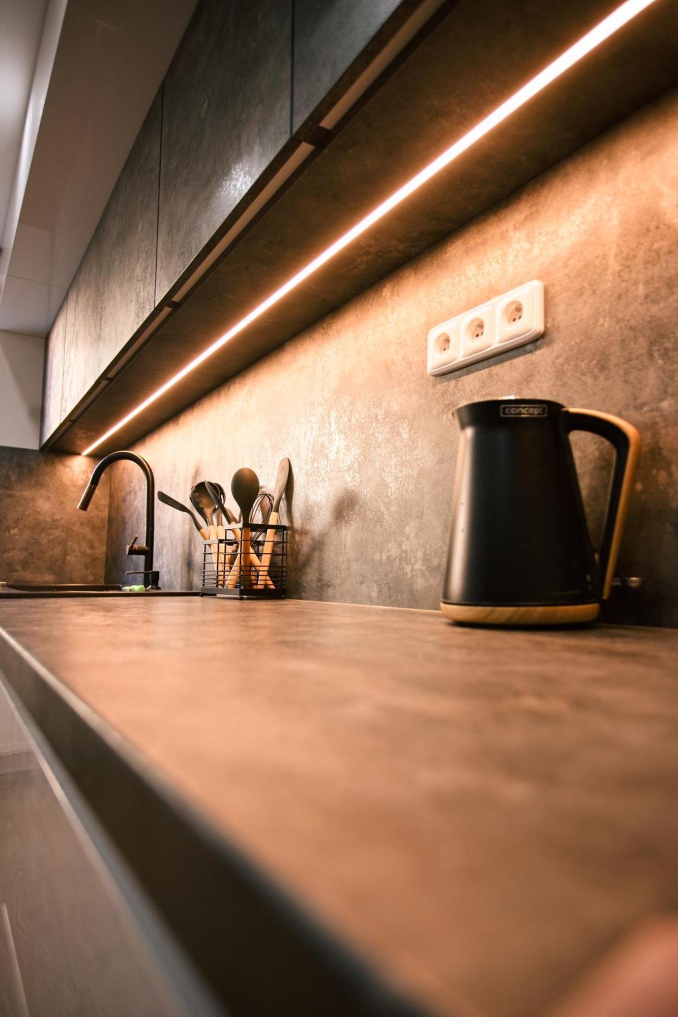 Apartment Mestsky - Flat & 24h Self Check-in & 62m2 & Free Parking Banska Bystrica